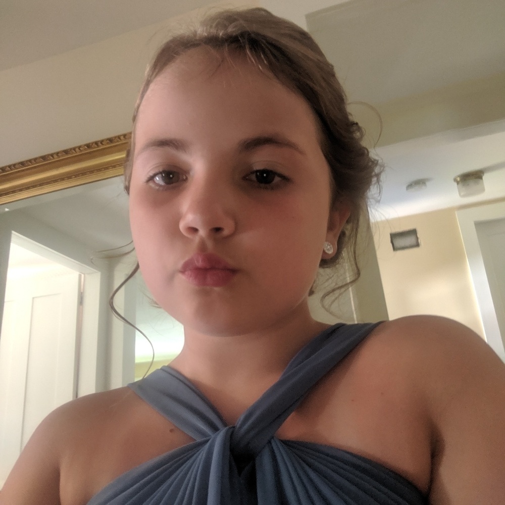 Meet your Posher, Nora
